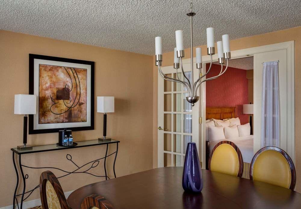 Marriott Redondo Hotel 3*