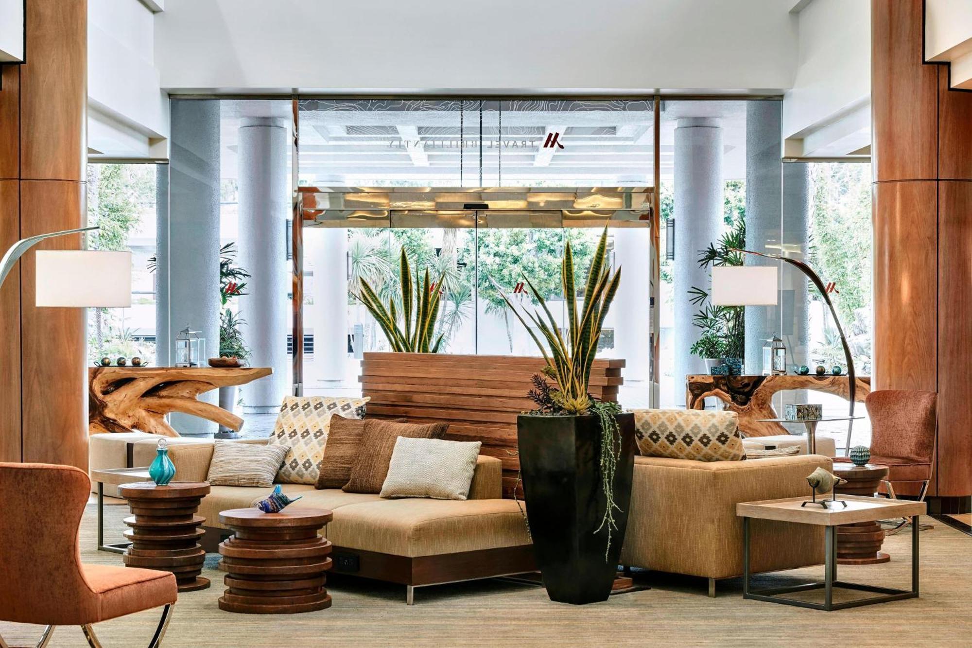 Marriott Redondo Hotel 3*
