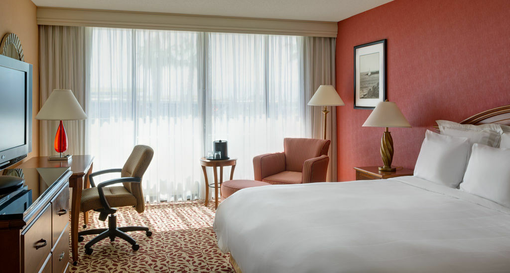 Marriott Redondo Hotel 3*